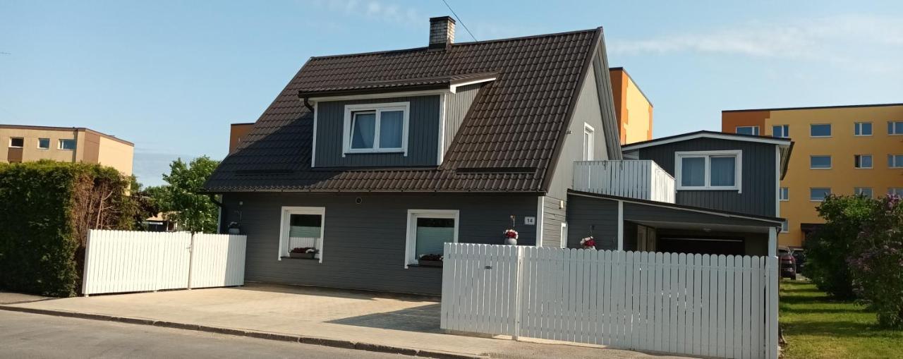 Liisu Kuelalistemaja Apartamento Haapsalu Exterior foto